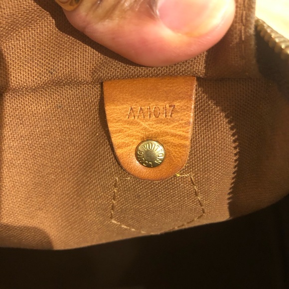 LV SPEEDY 35 Monogram - Picture 9 of 9